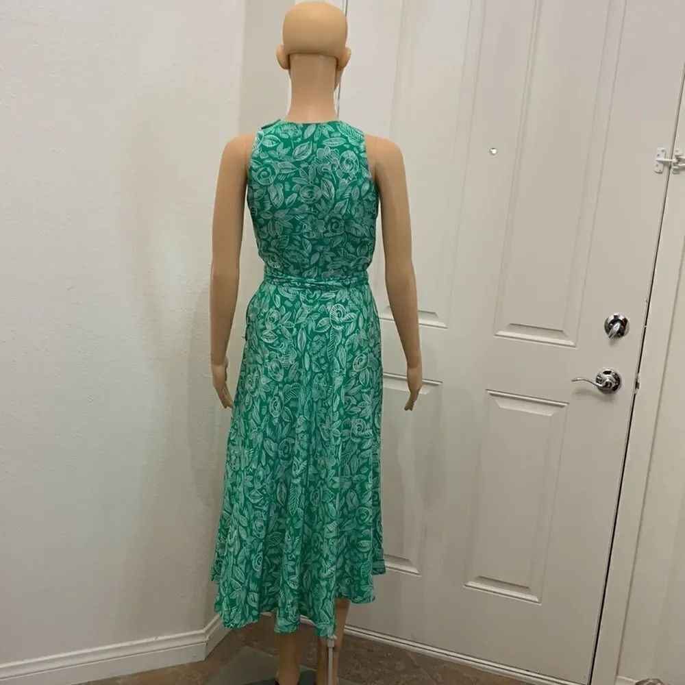 Silk Studio For Petites Size 4 💯% Silk Scoop Neck Sleeveless Green White Belted - Picture 8 of 13